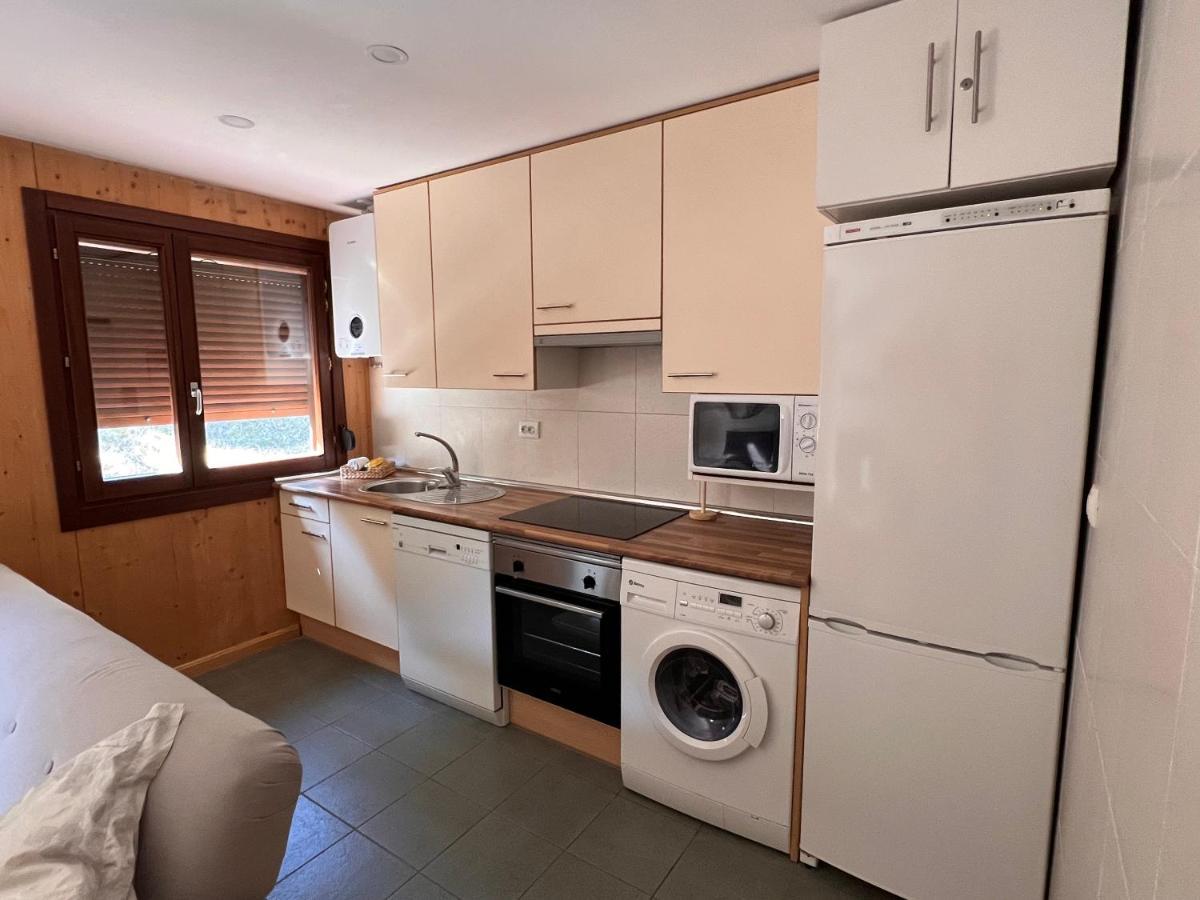 Apartamento Luga Castiello de Jaca Exterior photo
